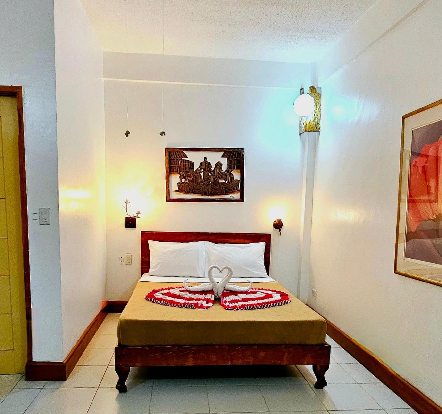 Cocoloco Beach Resort Manoc-Manoc Екстериор снимка