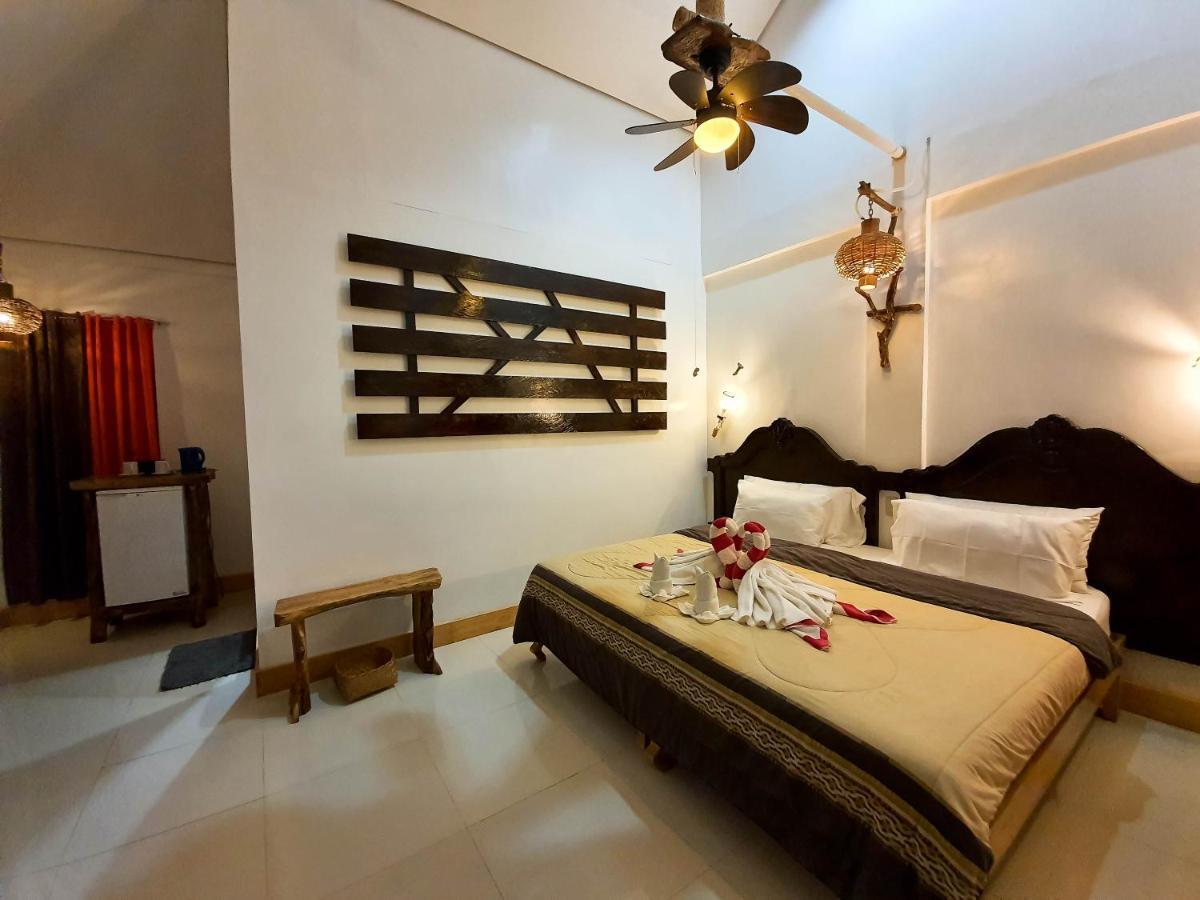 Cocoloco Beach Resort Manoc-Manoc Екстериор снимка