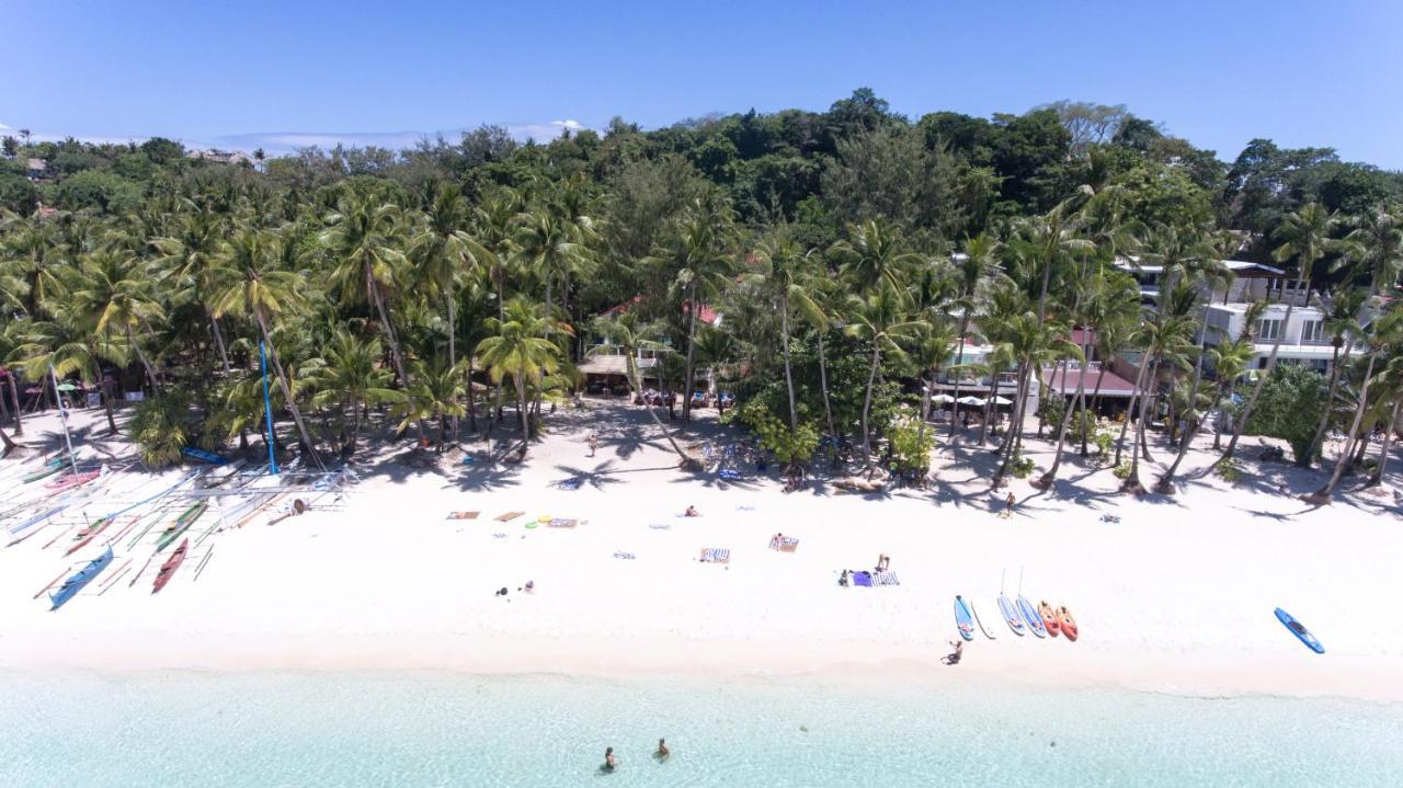 Cocoloco Beach Resort Manoc-Manoc Екстериор снимка