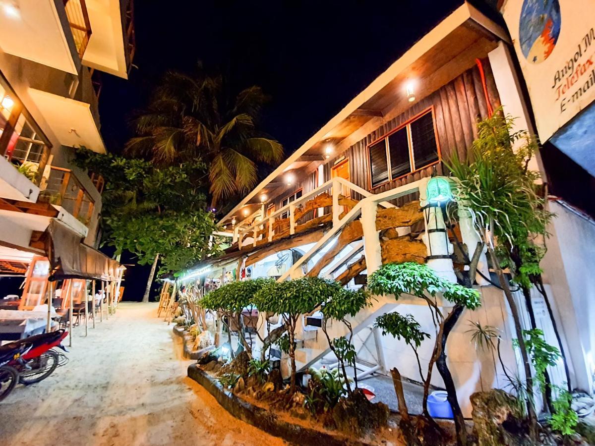 Cocoloco Beach Resort Manoc-Manoc Екстериор снимка